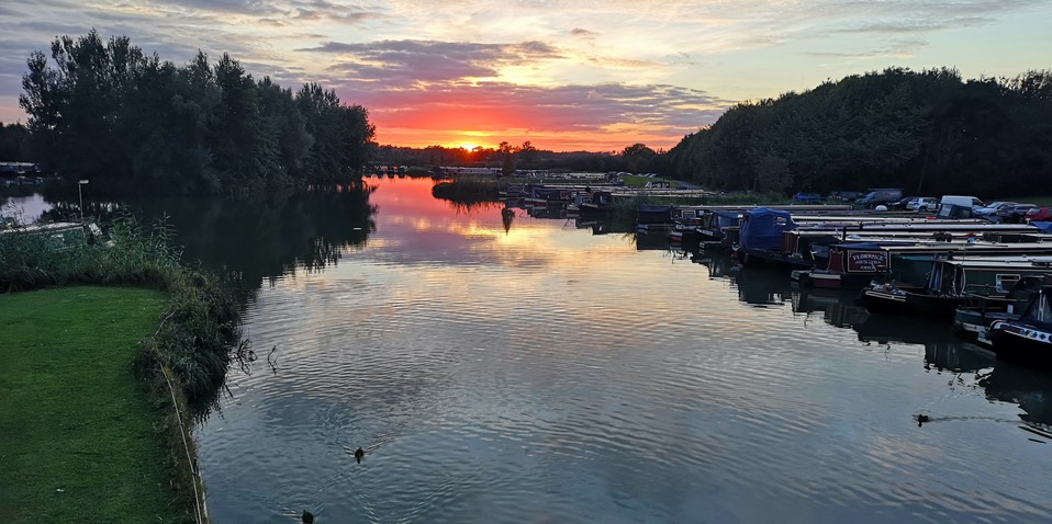 Sunset over Calcutt